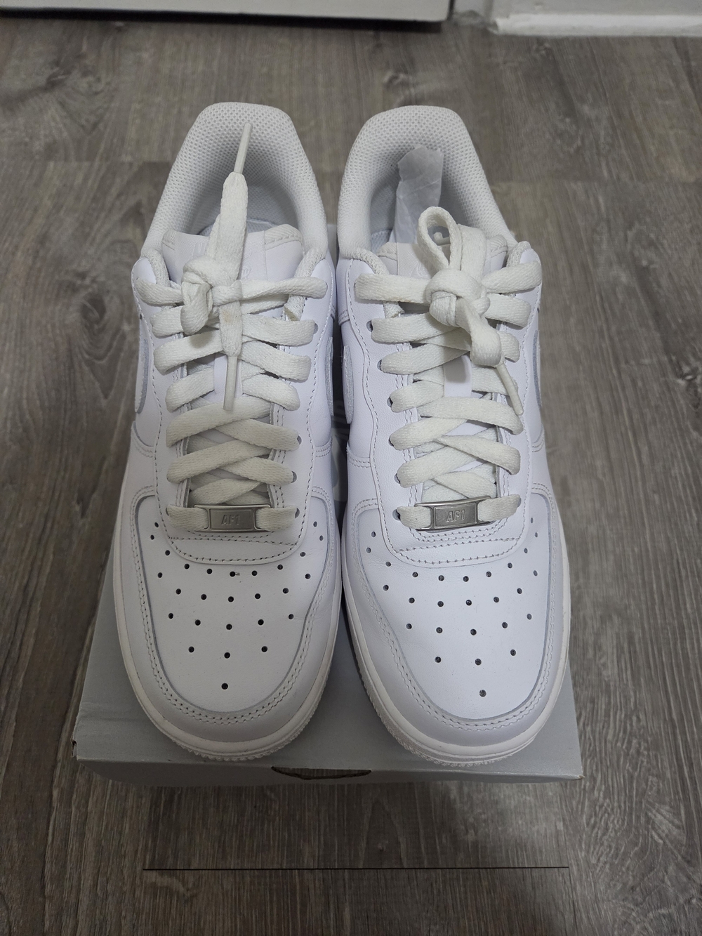 Nike Air Force 1 Womens Sz 7.5